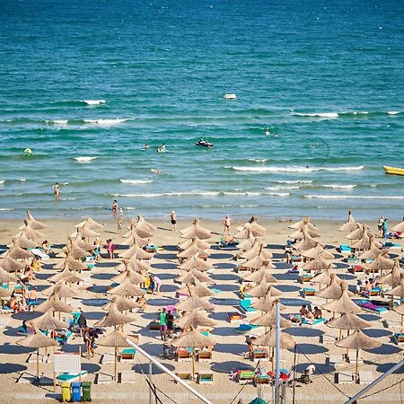 Black Sea Estate Apartment Spa N Pool Beach Resort Navodari Dış mekan fotoğraf