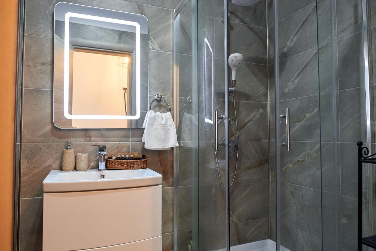 Black Sea Estate Apartment Spa N Pool Beach Resort Navodari Dış mekan fotoğraf