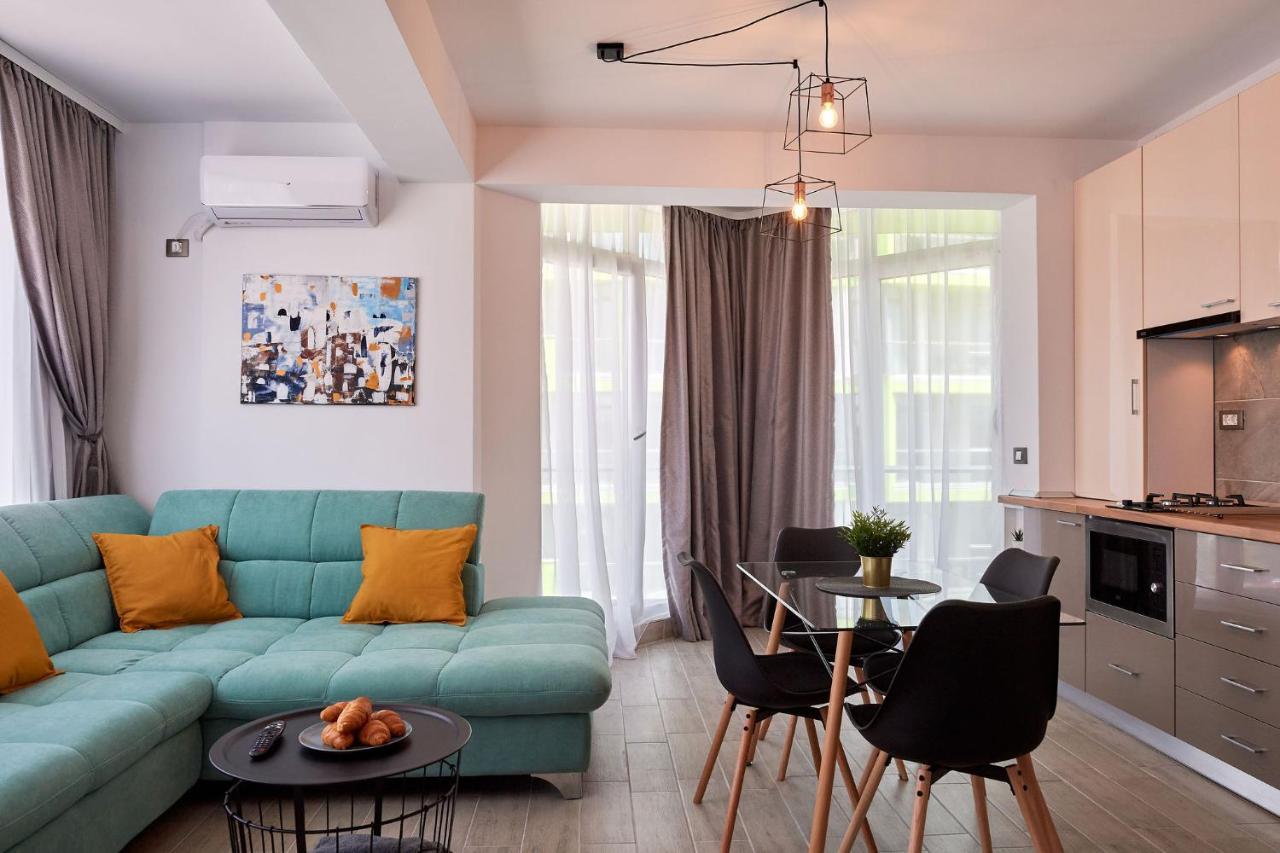 Black Sea Estate Apartment Spa N Pool Beach Resort Navodari Dış mekan fotoğraf